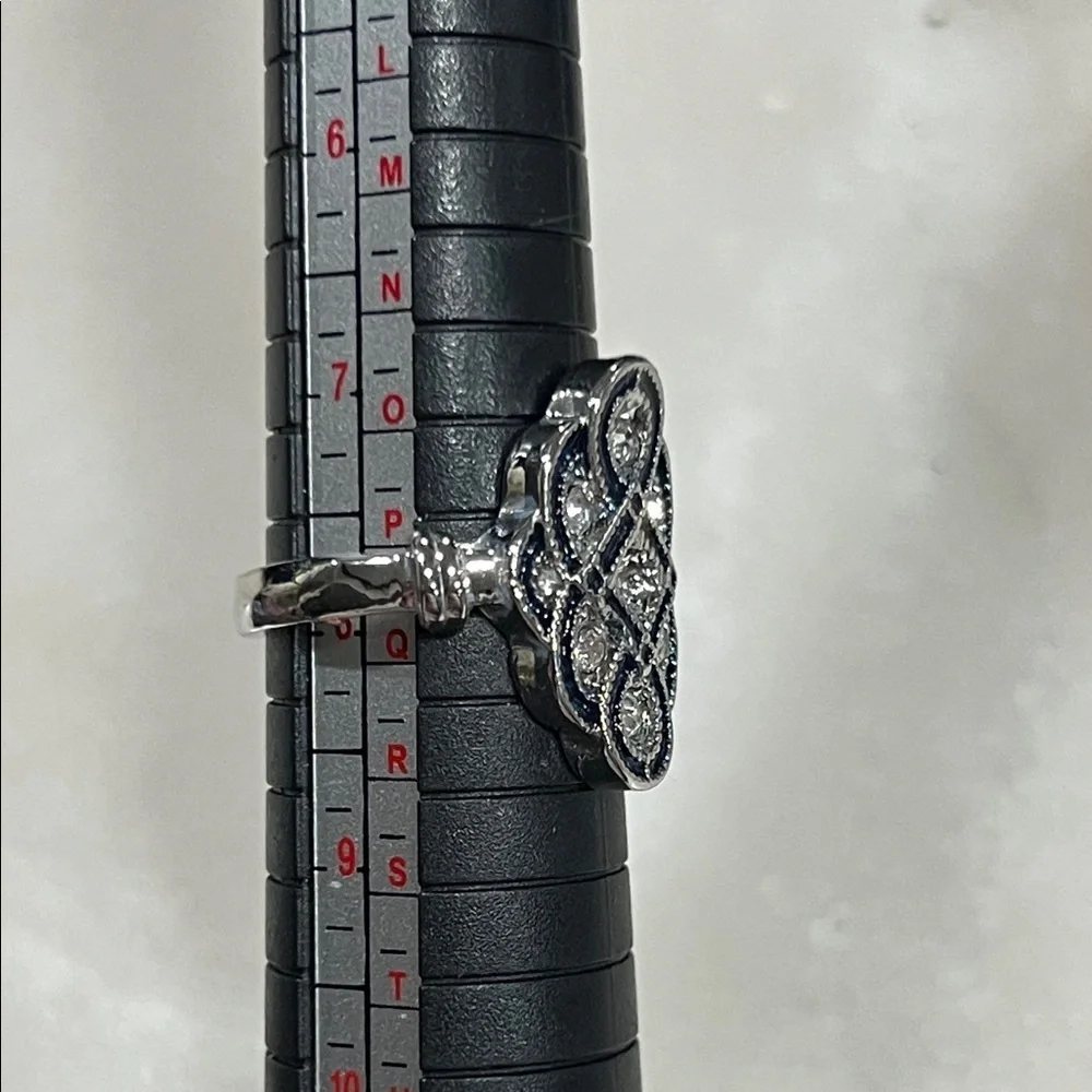 Elegant Silver and Blue Women's Ring